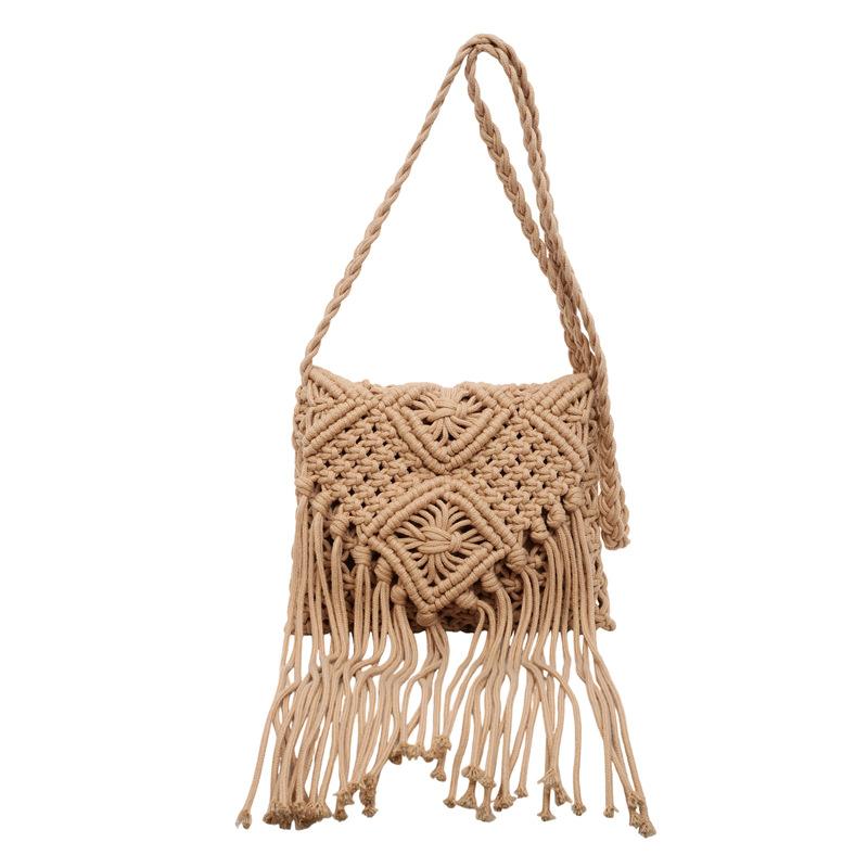 Seaside Beach Straw Bag Women's Vintage Woven Shoulder Bag Tassel Hollow Crossbody Bag