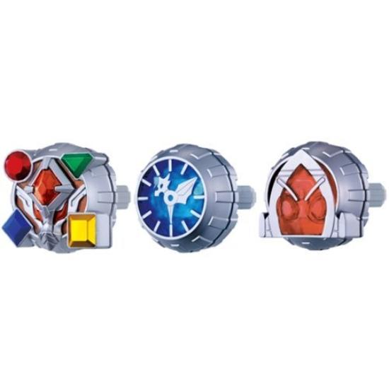 Kamen Rider MOVIE War Set Lights up and sounds when used with linked Wizard (Gashapon) products!