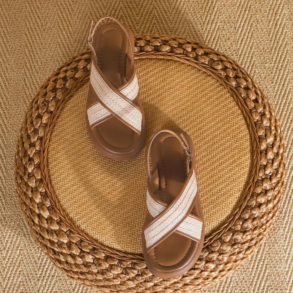 Grape mother platform sandals women's fashion outer wear 2025 summer new models step on shit feeling Korean version women's shoes soft soles are n