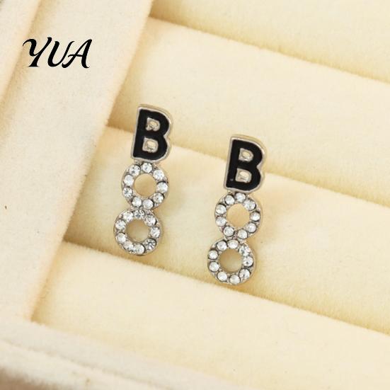 Fashionable Holiday Statement Jewelry 1 Pair Halloween BOO Earrings for Women, Sparkly Rhinestone Boo Lightweight Party Accessories Letter Stud