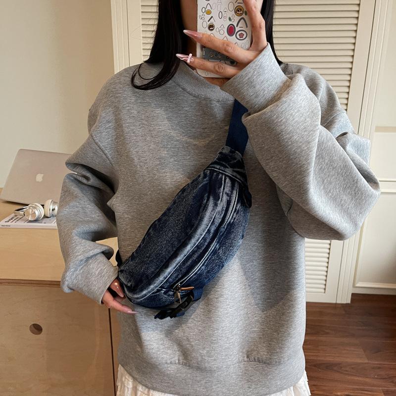 2025 autumn new denim crossbody breast bag women's leisure sports portable travel chest bag fashionable and simple