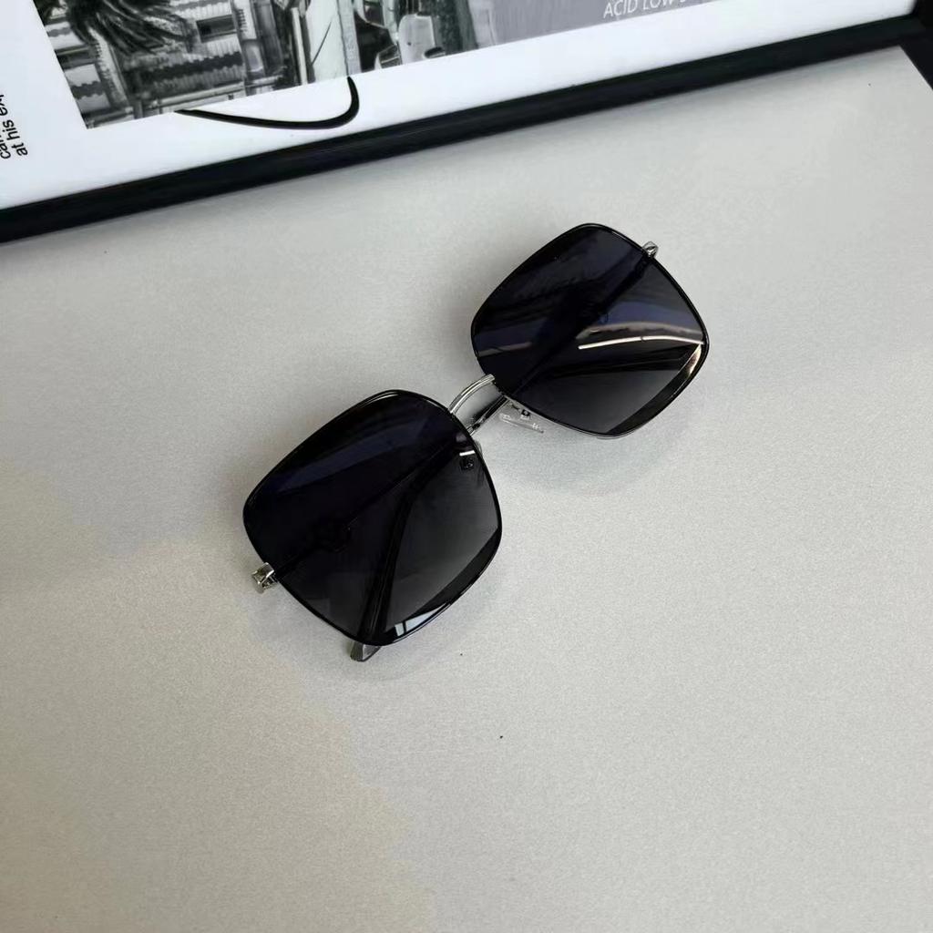 Korean Style Square Sunglasses for Women Men UV Protection High Quality Fashion Sun Glasses