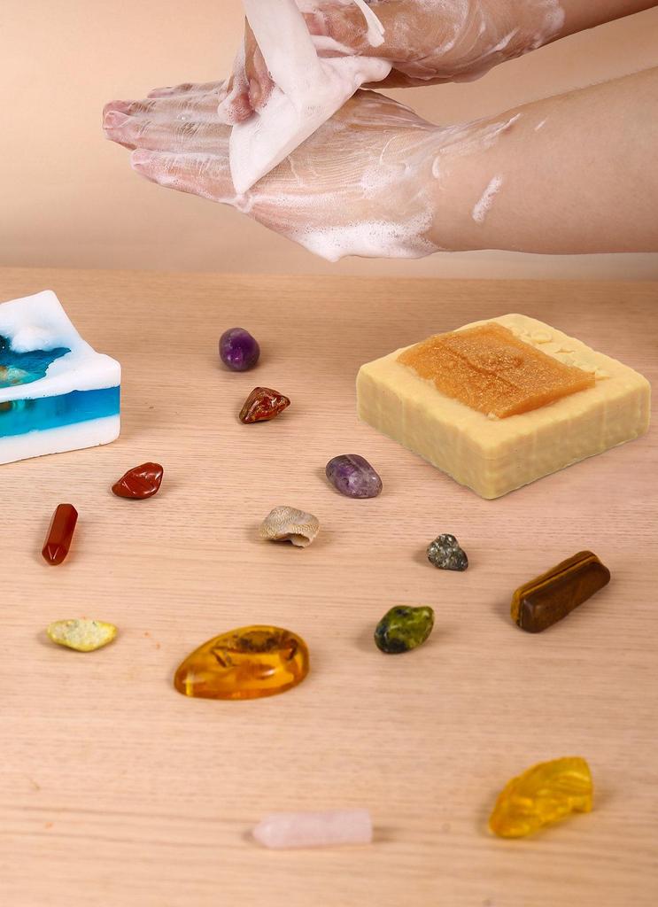Dinosaurs Soap Blind Box: Gem and Crystal Digging Toy Gift for Kids