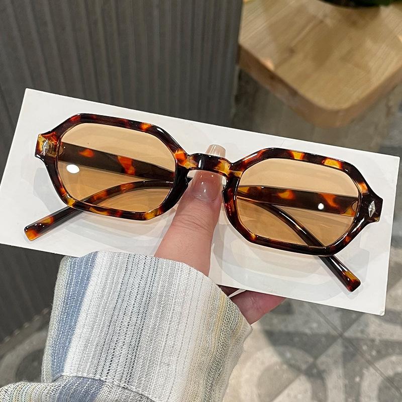 Small Frame Irregular Square Sunglasses Luxury Brand Designer UV Protection Punk Vintage Hip Hop Shades for Women Men