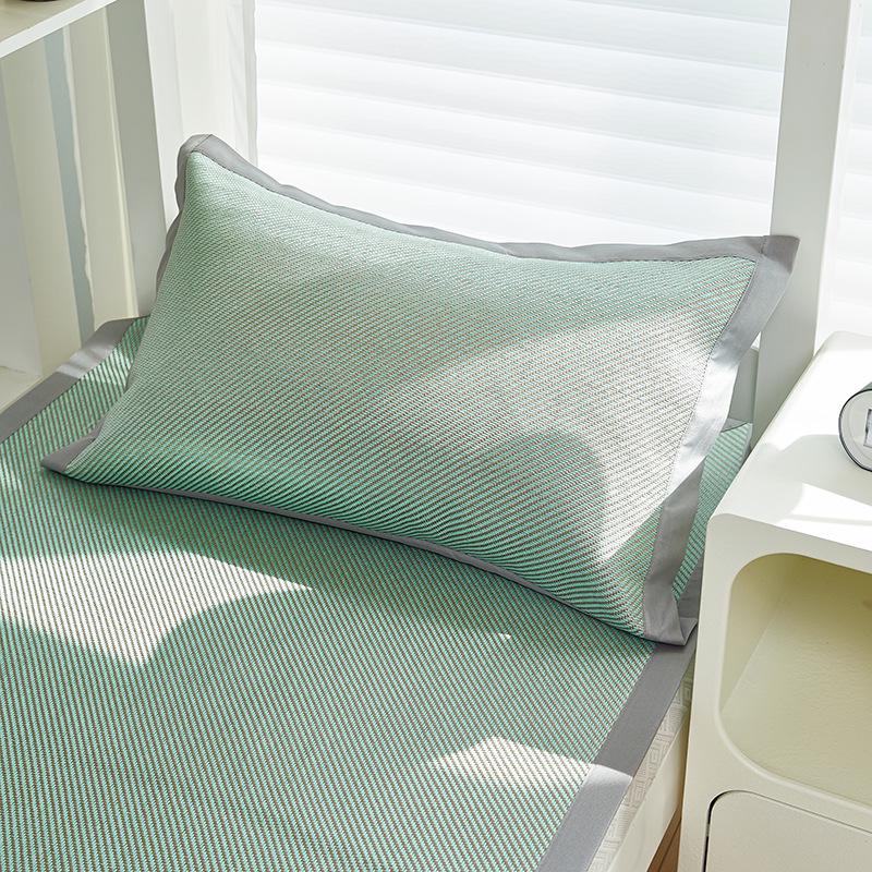 Cool Double-Sided Rattan & Latex Mat and Pillowcase Set
