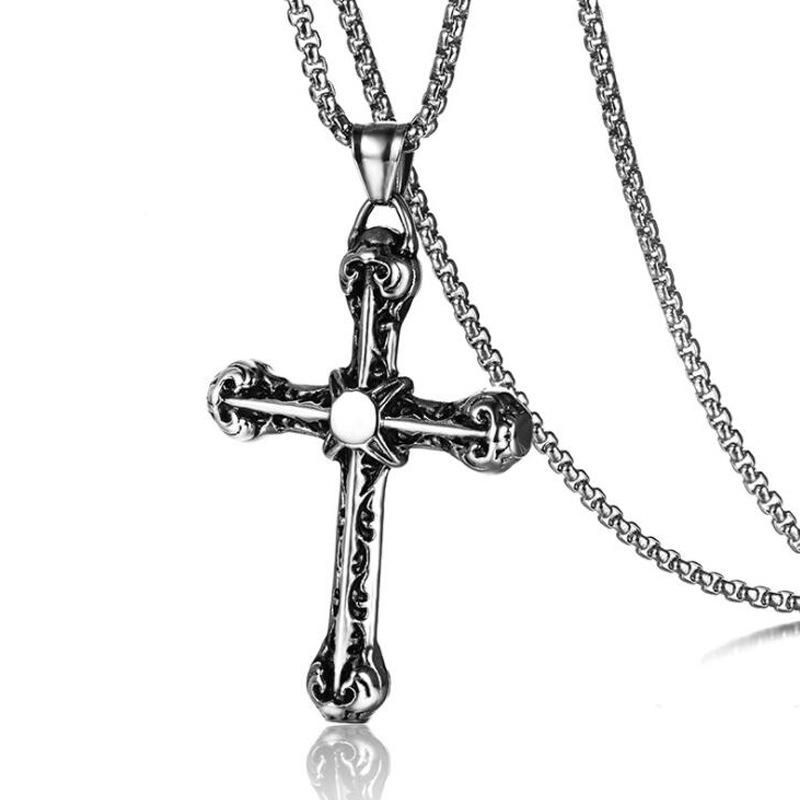 Powerful Men's Necklace, Trendy and Fashionable Titanium Steel Lion Column Pendant, Titanium Steel