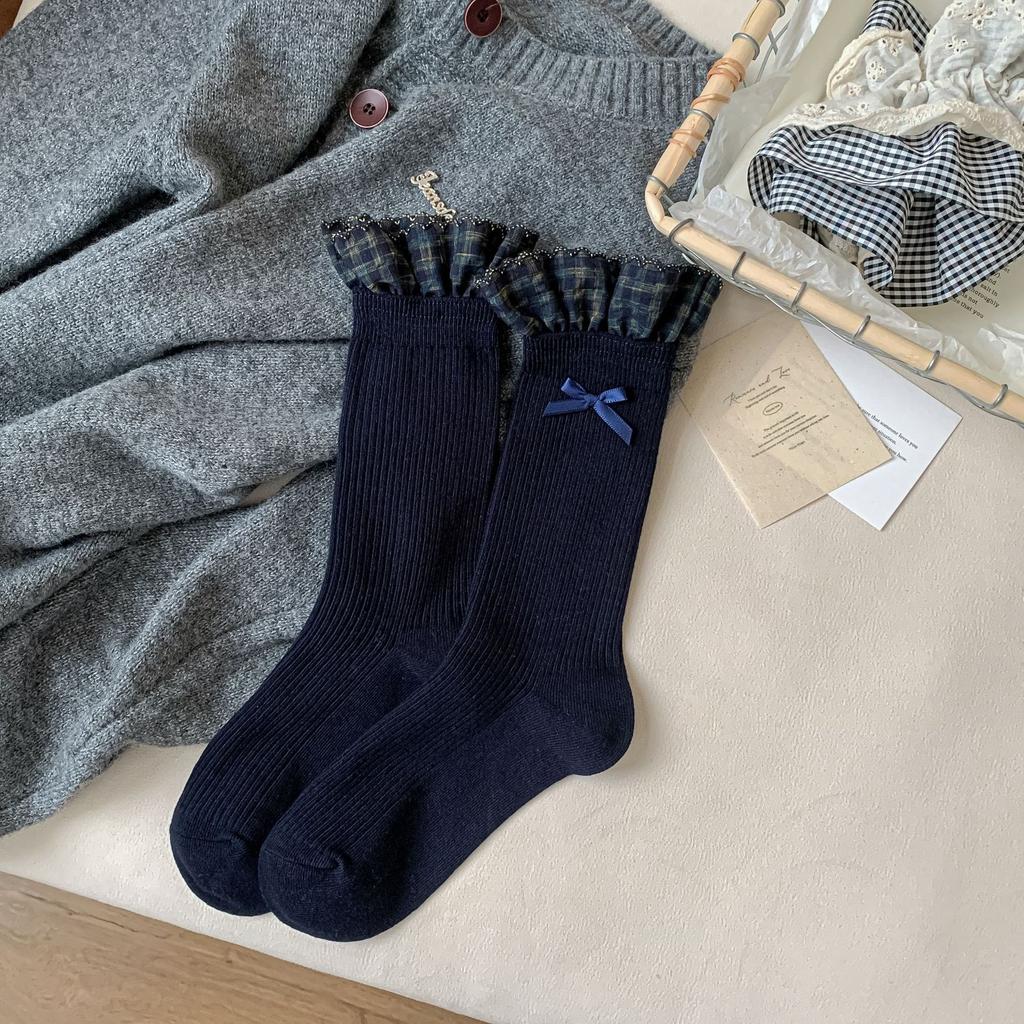 Women's New Autumn Plaid Letter Cloth Label Lace In The Cylinder Pile Socks