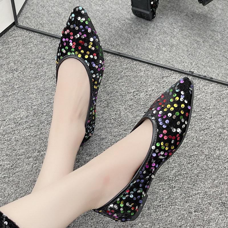 Dámské boty na podpatku, pohodlné boty s měkkou podrážkou, nazouvací boty na volný čas, módní flitry, špičaté boty, zářivé společenské boty