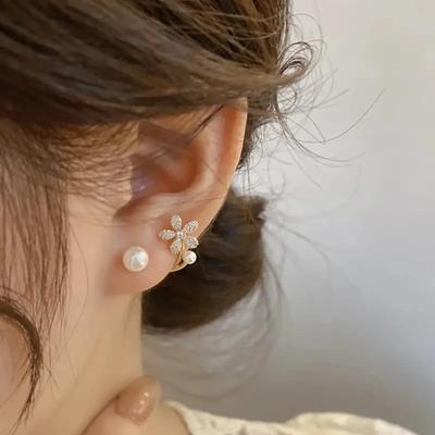 Huitan Exquisite Glänzende Zirkonia-Blumen-Ohrhänger für Damen Mode Wunderschöne Ohr-Accessoires Anhänger Party-Schmuck Geschenk