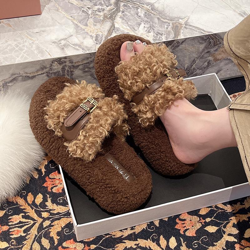 Curly hair thick-soled fluffy slippers women's shoes 2025 autumn and winter outer wear Korean version of high-end belt buckle one-word cotton slippers