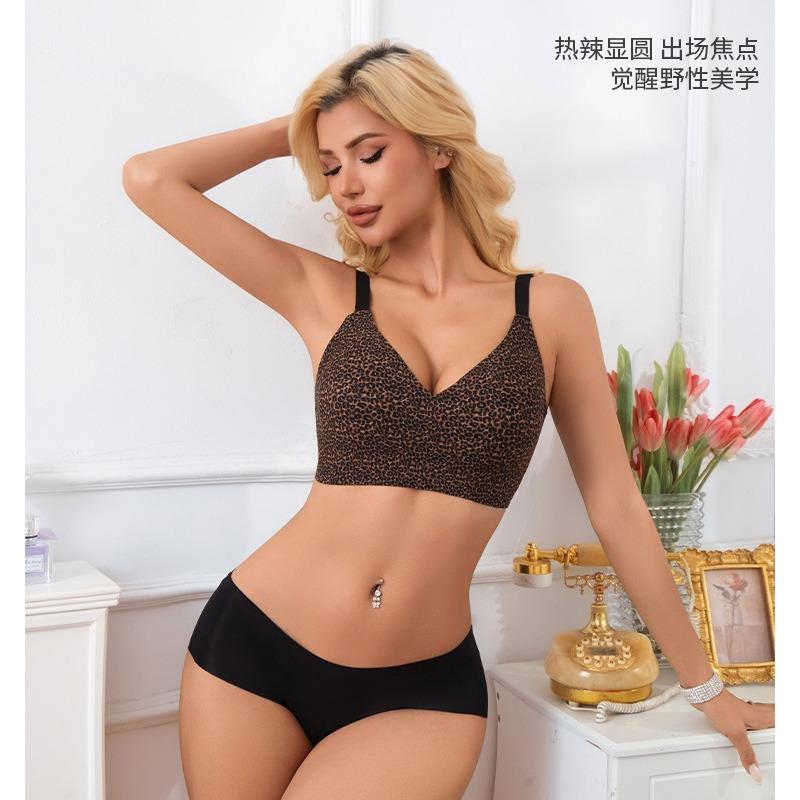Women Plus Size Wireless Push Up Seamless Leopard Print Bra