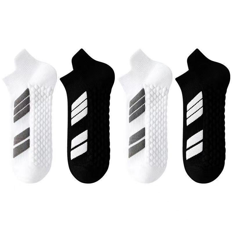 Spring/Summer Women's White Bear Low-Cut Socks - Simple Cartoon Design