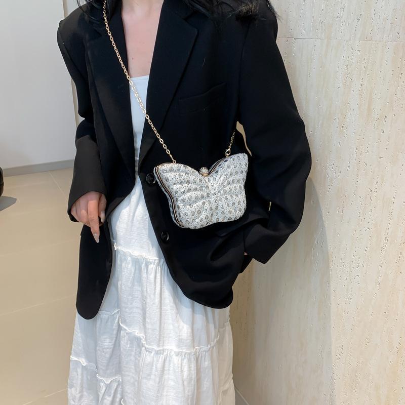 2025 New Fashion Trend Fashion Fashion Dinner Bag Femininity Box Messenger Bag Butterfly Bag Chain Bag