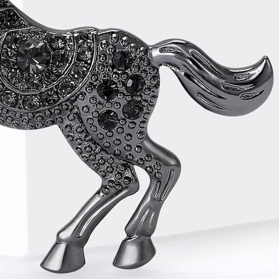 Horse Brooch Retro Style Sparkling Rhinestones Alloy Pin Clothes Hats Bags Scarves Badge Fashion Accessories