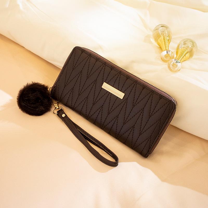 Women's long wallet, new rhombus embroidered iron sheet fluffy decorative change bag, casual simple clutch bag
