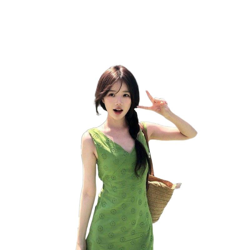 French Retro Green V-neck Vest Dress Women's New Summer Small Fresh Waist and Thin A-word Short Skirt