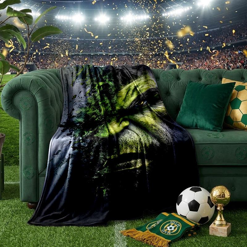 Hero Power Breaks Through Throws Blanket Flannel Blankets Plush for Couch Bed Gifts for Men Women Travel picnic blanket Christmas fan gifts