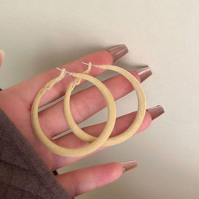 Geometrische Creolen mit Leopardenmuster für Damen: Herbst/Winter High-End, Süße & Coole Nieten, Gesichtsschlankmachende Modeaccessoires