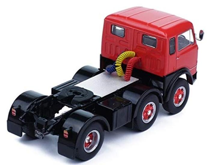 ixo Fiat 690 T1 1961 Red/Black