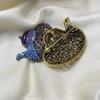Exotic Search Banner Magic Lamp Brooch Creative Teapot Diamond Pin Women'S Versatile Coat Accessories