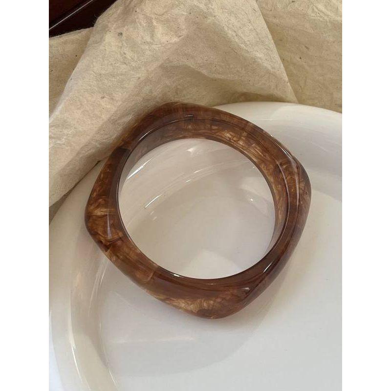 European and American Geometric Gradient Coffee-Colored Bracelet Resin Curved Bracelet Niche Design Student Best Friend Jewelry Acetate Bracelet