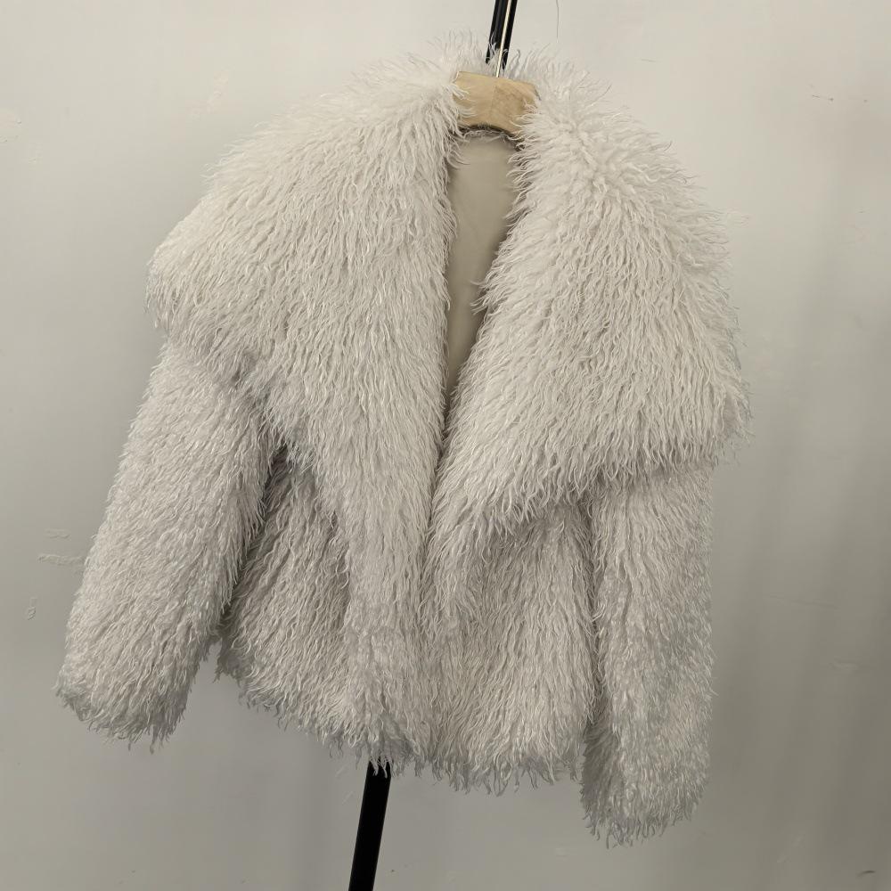 Damen Winter Kunstpelzmantel mit großem Revers - Imitation Waschbärfell