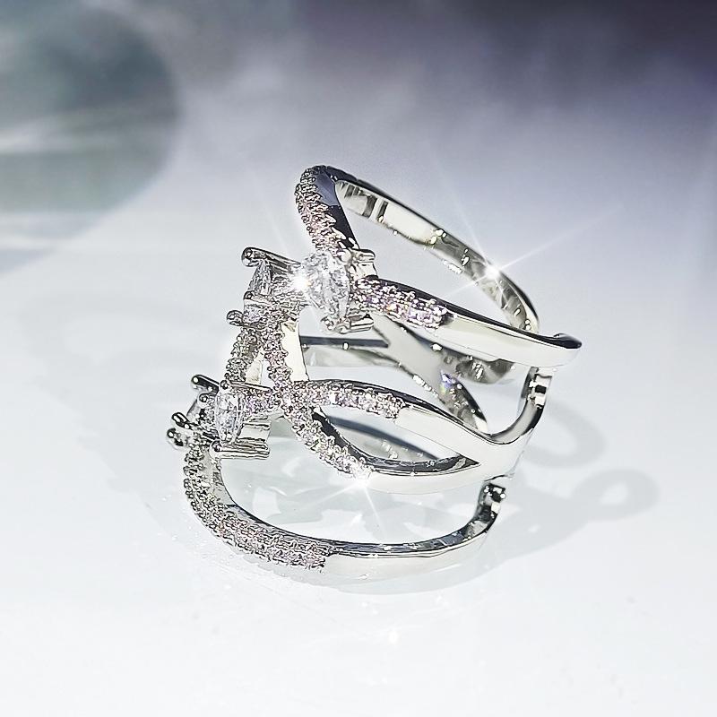 

Креативные и модные универсальные серьги в виде листьев дерева, покрытые белым золотом, ожерелье с кольцом и цирконием, комплект из трех женских украшений