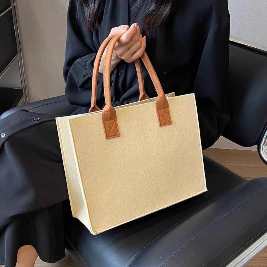 Trendy Color Block Large Tote: High-Capacity Felt Shopping Bag with Unique Personality