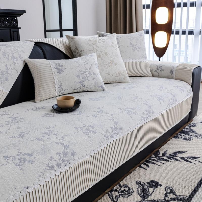 Light luxury chenille sofa cover pad is universal in all seasons  new leather sofa cover towel non-slip seat cushion cover cloth
