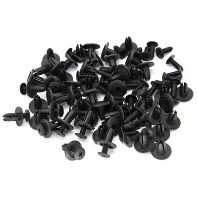 Autoaccessoires – Auto clips en pluggen