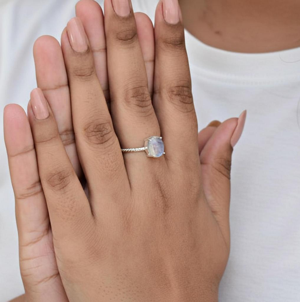 Regenbogen-Mondstein Statement-Ring, 925er Sterlingsilber, Handgefertigter Minimalistischer Boho-Ring für Damen