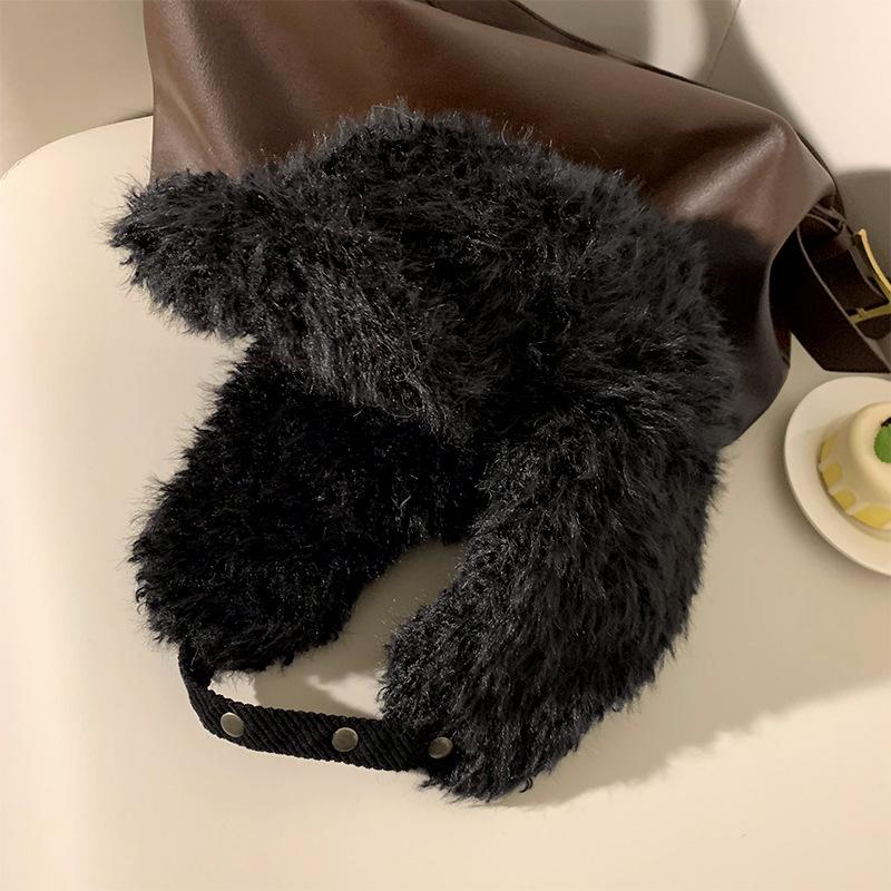 

Plush Lei Feng hat women s winter advanced sense of warmth, thickened cold-proof ear protection hat, flying hat, Northeast cold-proof equipment M（56-58cm） чорний