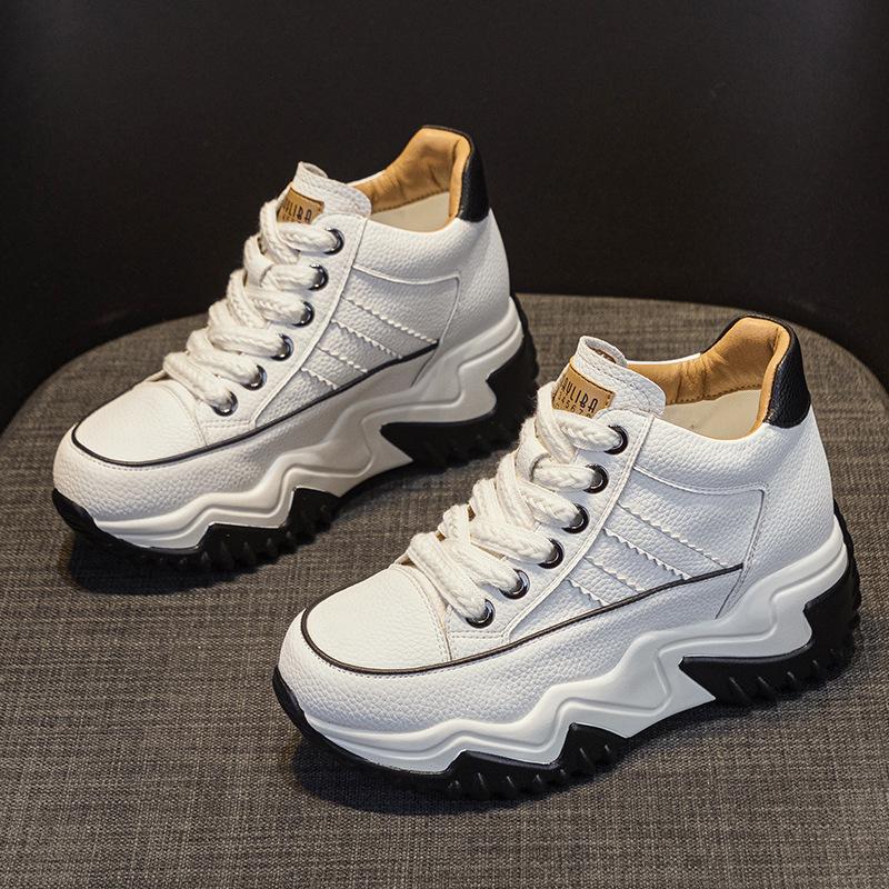 Leather dad shoes women's autumn 2025 new inner height increase casual fashion sports shoes thick sole inner height increase women's shoes