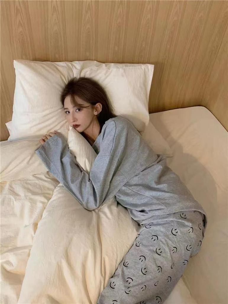 Women's Korean Smiley Cartoon Pajama Set - Soft, Skin-Friendly, Sporty Sleepwear