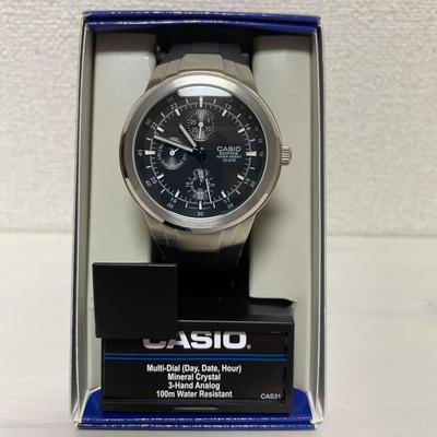 Used CASIO EDIFICE EF-305-1AV