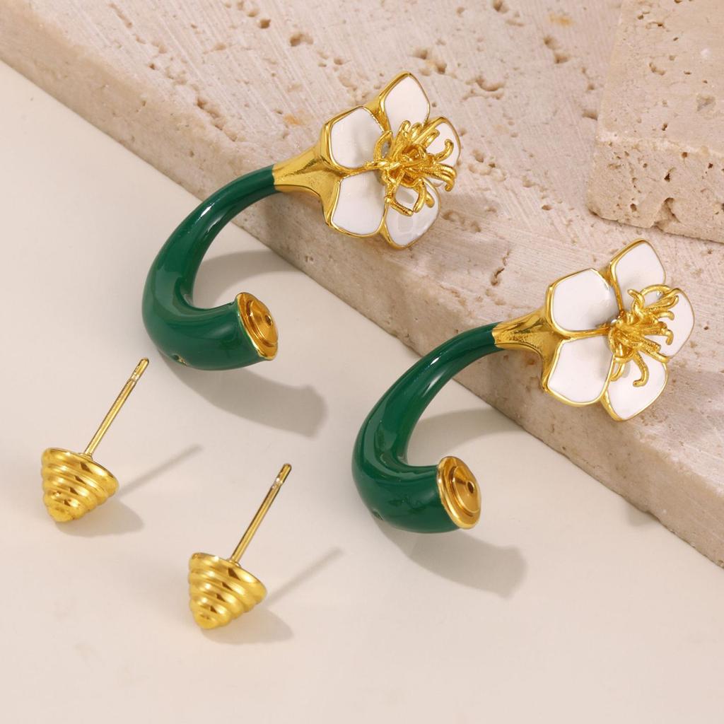 Elegant 3D Camellia Studs Earrings Portable Accessory for Women Stylish Gold Tone with Stainless Steel Materials