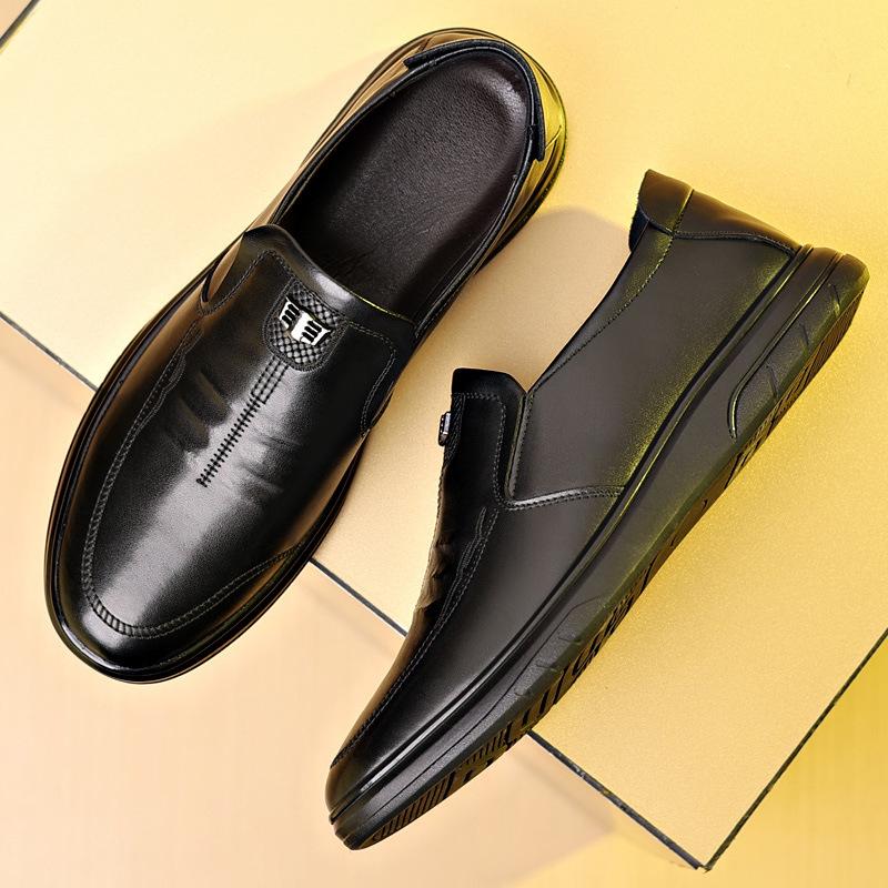 

Men s shoes spring new one-pedal men s casual leather shoes men s soft leather soft-soled dad shoes 44