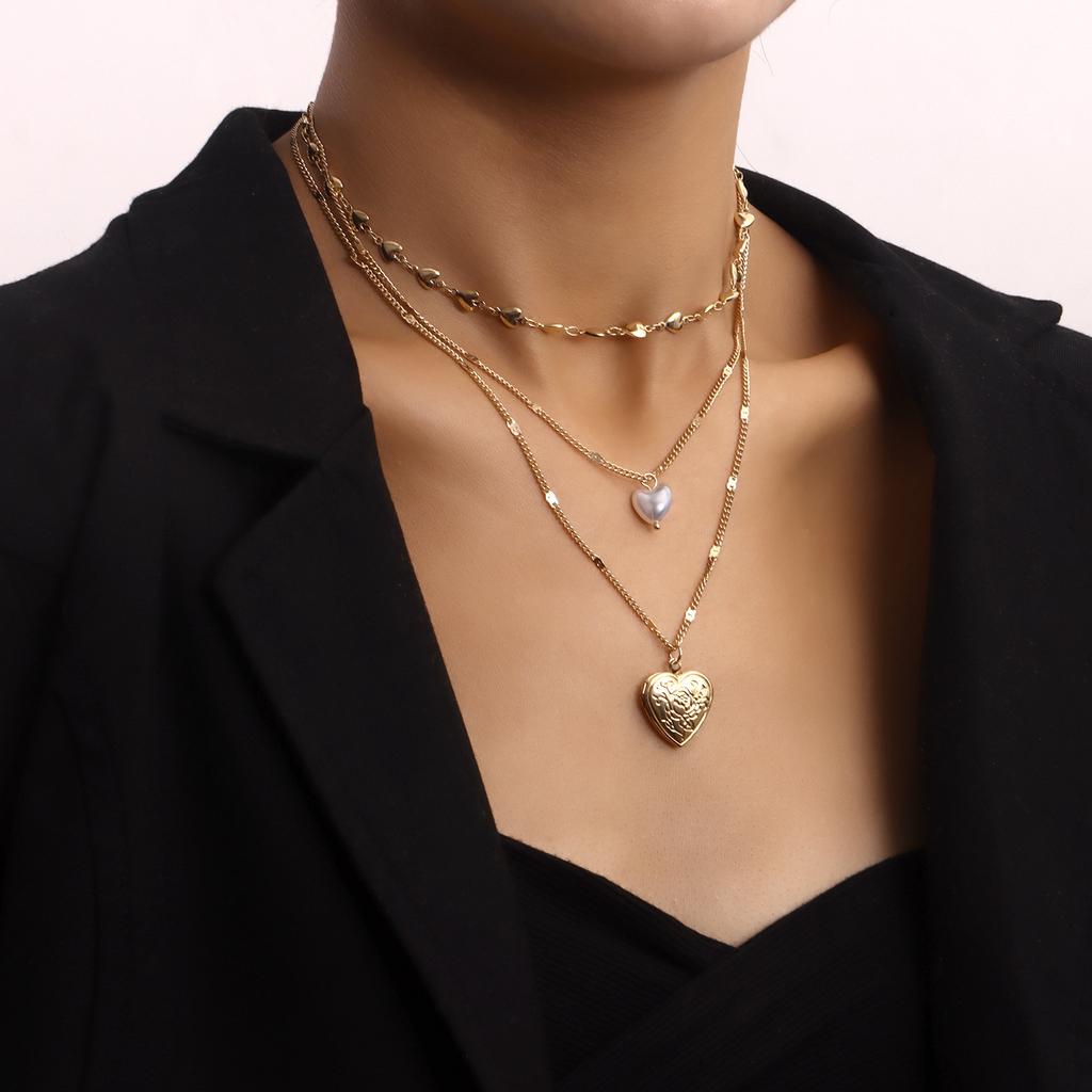 Temperament multi-layer love chain pearl can be opened peach heart pendant necklace female ins wind