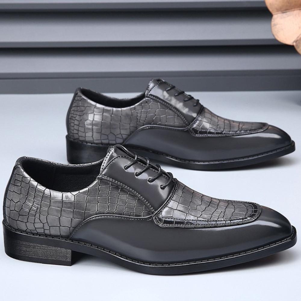 Wedding Shoes for Men Engraved Large Size Trendy Man Shoes Business Casual Men's Leather Shoes Large Size 47