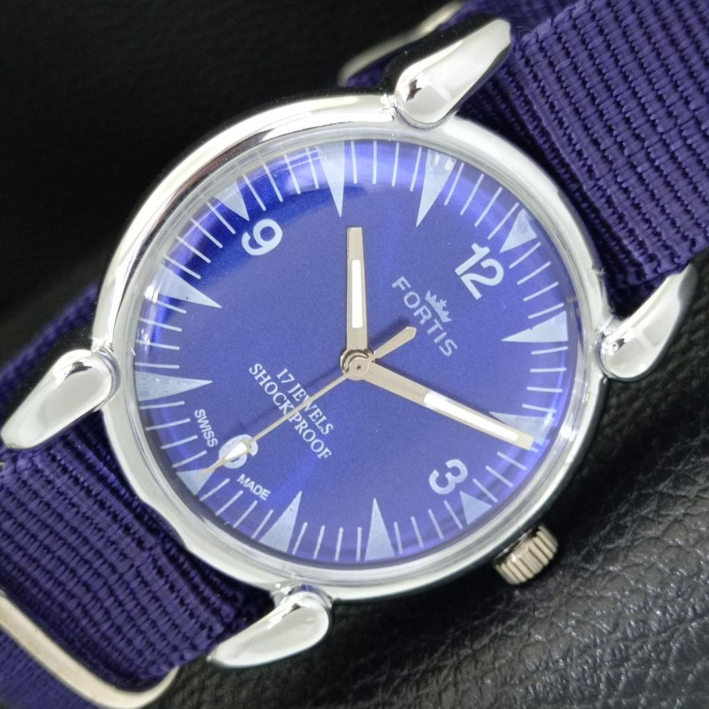 SWISS VINTAGE HAND-WINDING MENS REFURBISHED BLUE COLOR DIAL WATCH A700827-5 R205a-a700827