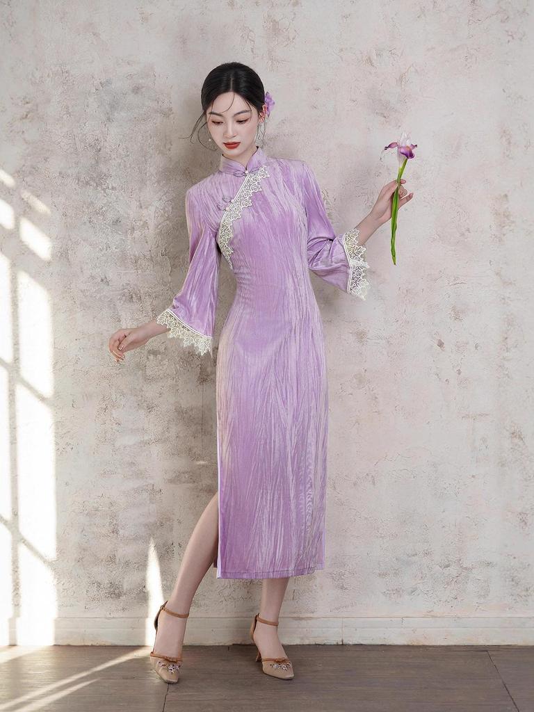 2025 Autumn Blue Velvet Qipao with Lace Edging & Large Sleeves - Young Style