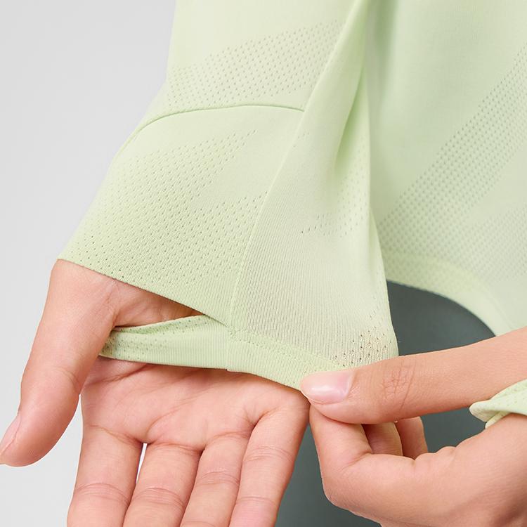 SAUCONY Solid Color Round Neck Pullover Long Sleeve T-Shirt Women Tops Milk-Yellow Green SC1249004C-GE04