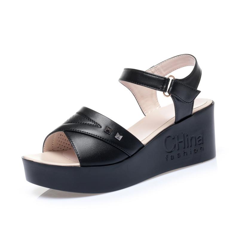 Womens Sandals High Quality Leather Casual Sandals Fashion Wedges Platform Sandals for Women Outdoor Non Slip Women Beach Sandal