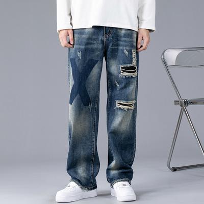 Jeans di marca alla moda con patch effetto used, nuovi pantaloni in denim da uomo, gamba larga e ampia, pantaloni versatili da uomo
