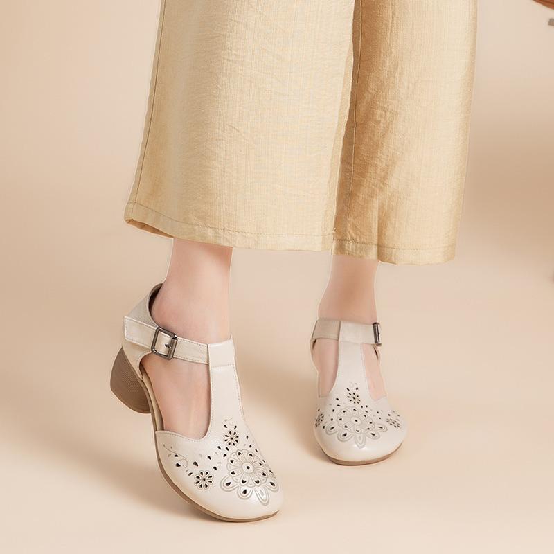 Mom Baotou hollow sandals summer new leather soft sole lightweight non-slip hollow women's sandals