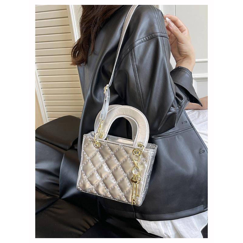 Chic Diamond Quilted Faux Leather Shoulder Bag for Women, Vintage Style Crossbody Hobo Purse, Soft Texture Handbag