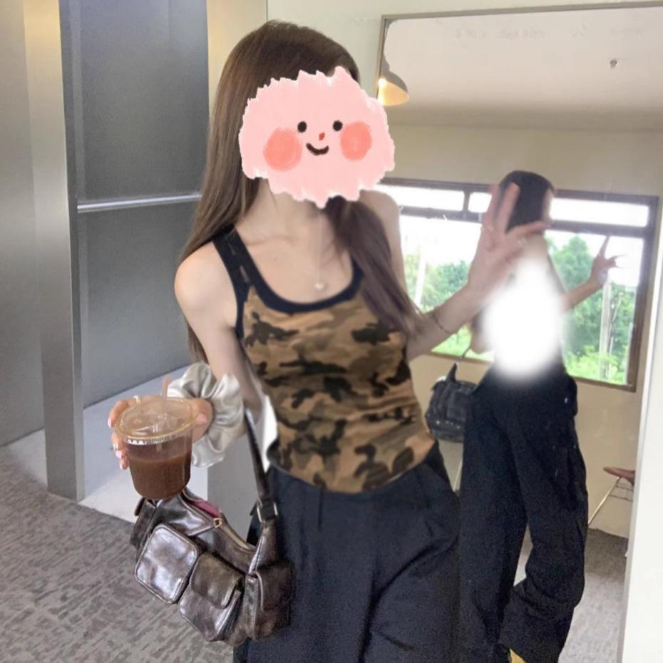 

2025 Women s Unique Spicy Camouflage Outfit with Padded Camisole Small камуфляжний