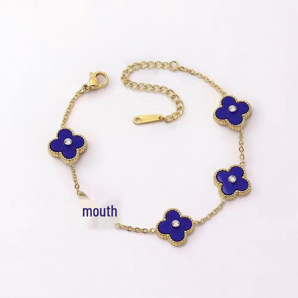 High-End Titanium Steel Four-Leaf Clover Bracelet - Fashionable, Fade-Resistant Floral Design
