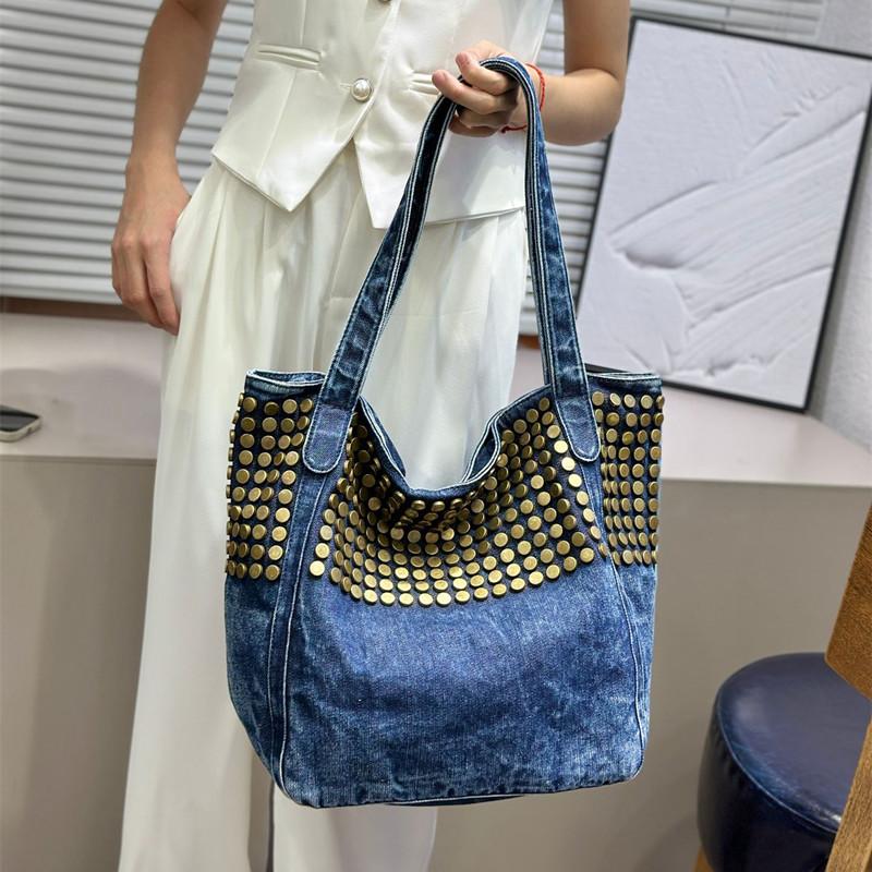 2025 Luxury Women Handmade Rivets Denim Punk Handbags Fashion Large Capacity Tote Bags New Brand Casual Hand-held Shoulder Bag