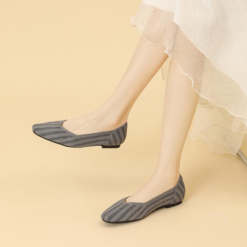 Square Head Shallow Mouth Knitted Flat Shoes Soft Sole Flying Woven Egg Roll Shoes Large Size Work Single Shoes Women